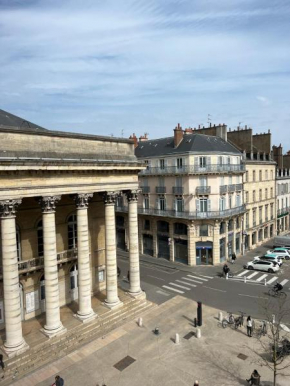 Le Théâtre : Centre historique